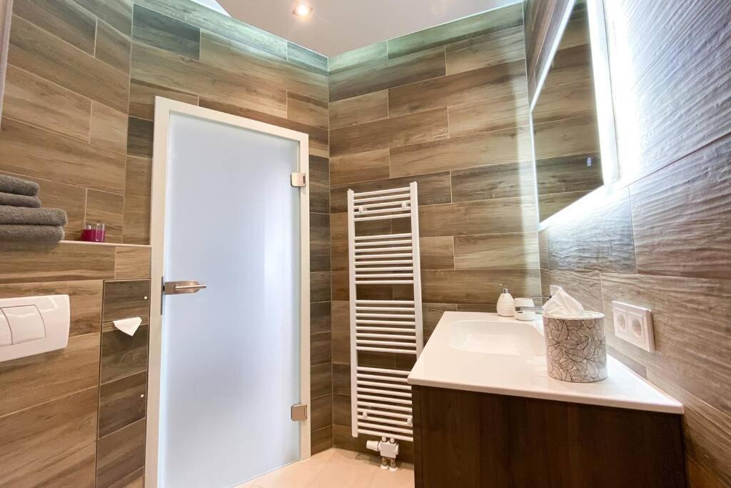 Luxus-Apartment In Leipzig Mit Privat-Parkplatz Eksteriør billede
